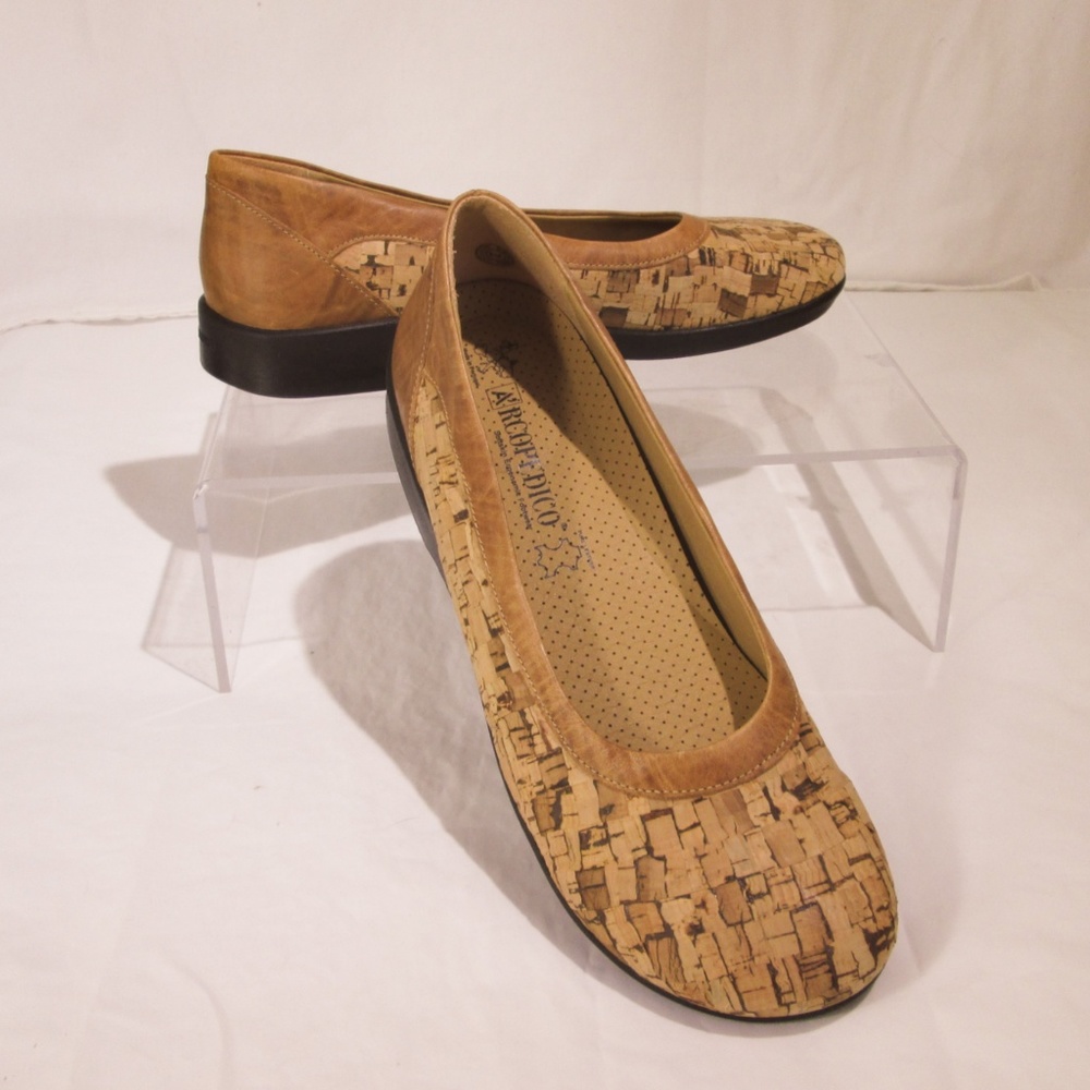 Arcopedico sz 39 Leather/ Cork Ballet Flat